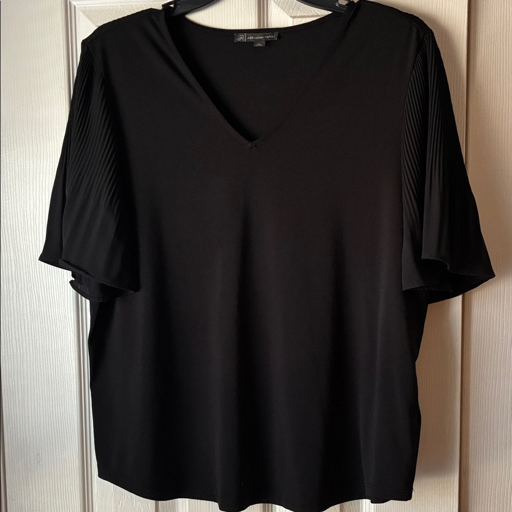 Adrianna Papell Black V-Neck Pleated Flutter Sleeve Top large